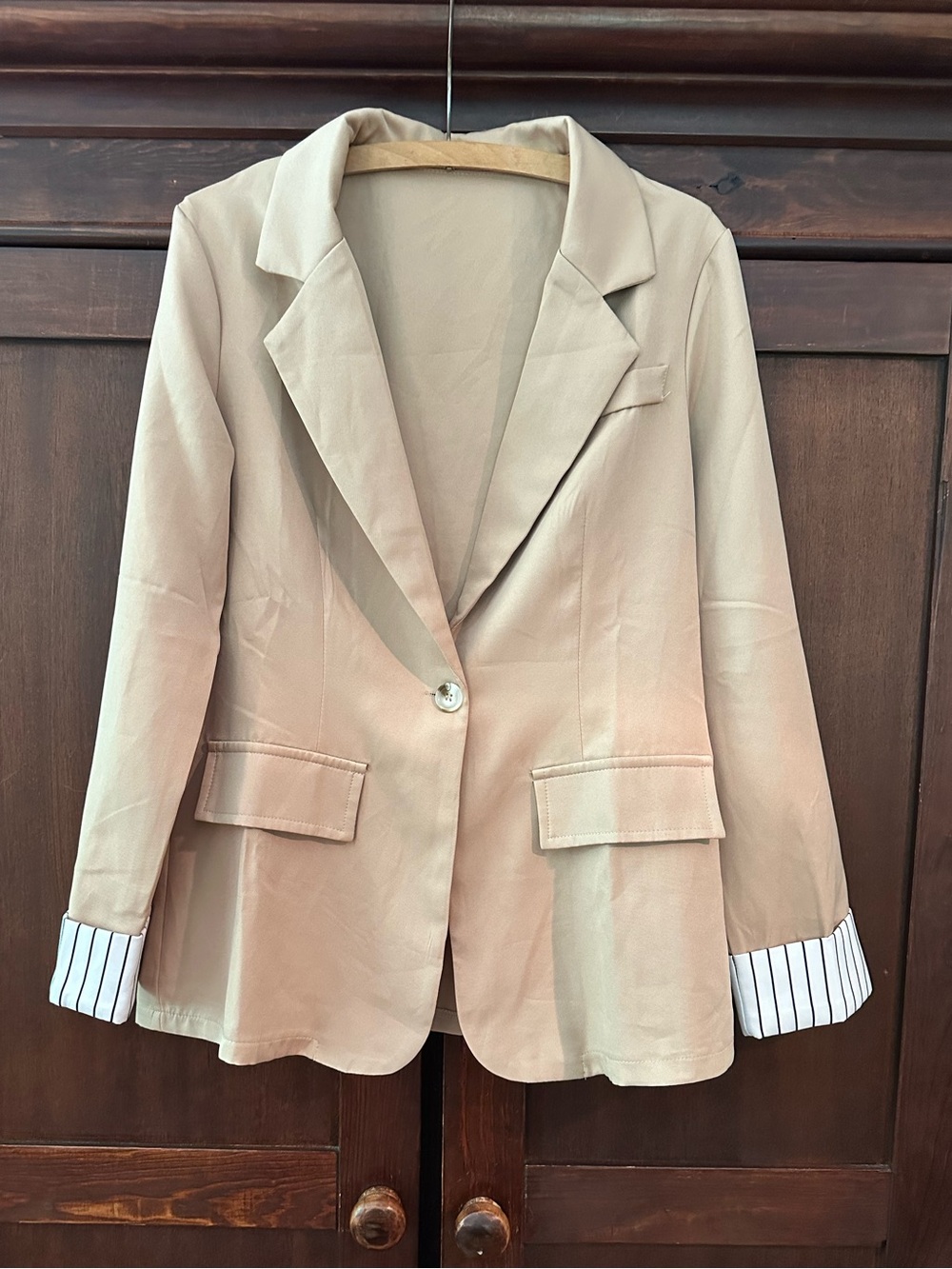 Brand New • women’s lightweight blazer • suit jacket • Amazon